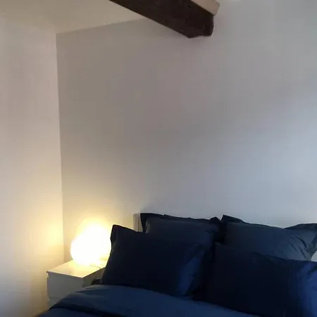 Apartment Le Logis Des Lavandieres, Au Coeur De *