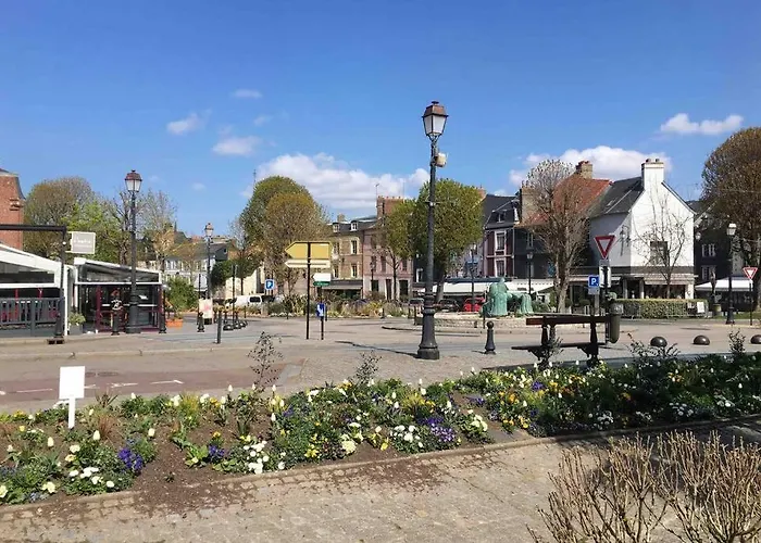 Le Logis Des Lavandieres, Au Coeur De Apartament